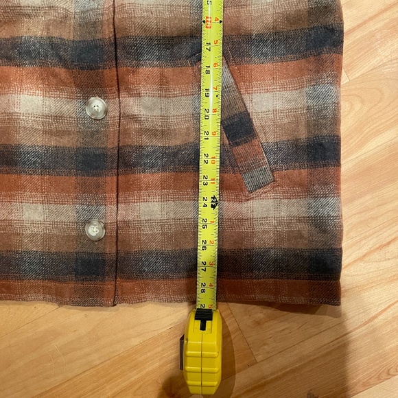American Eagle Plaid Flannel Shirt Jacket / Shacket - fur lined - Sz M - Picture 7 of 9
